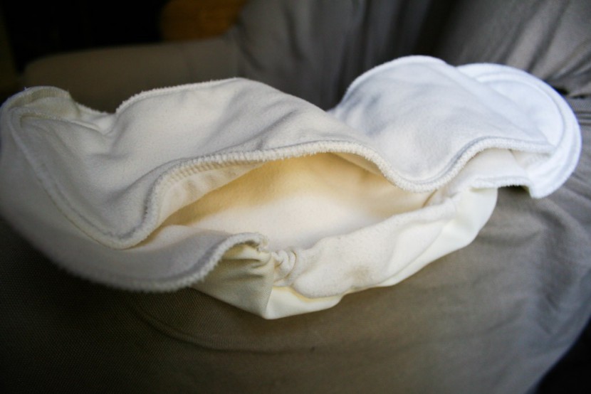 grovia hybrid - insert has layers that separate, intended to cut down drying time.