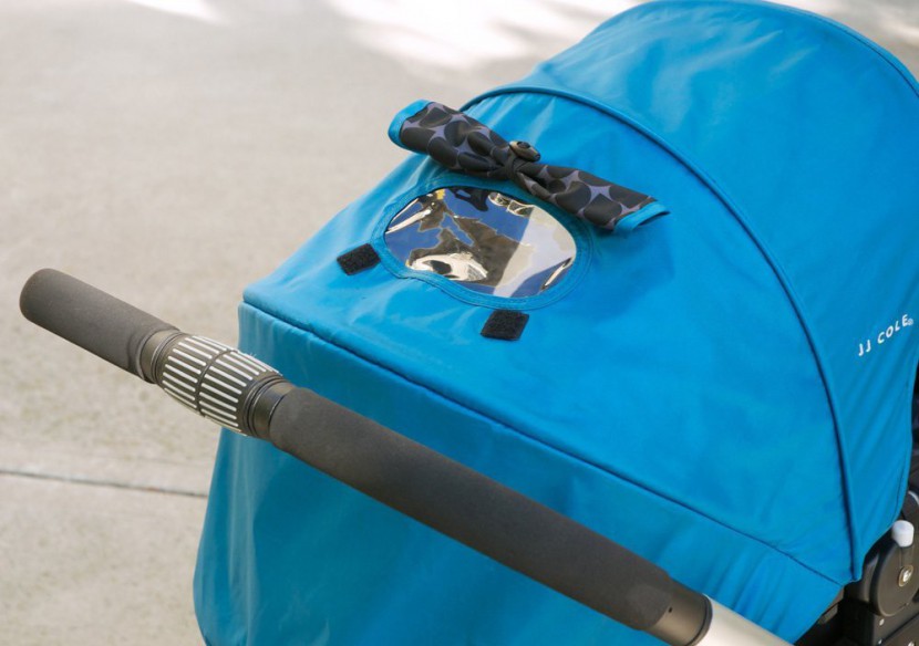 jj cole broadway - sunshade's peek-a-boo window with velcro closure