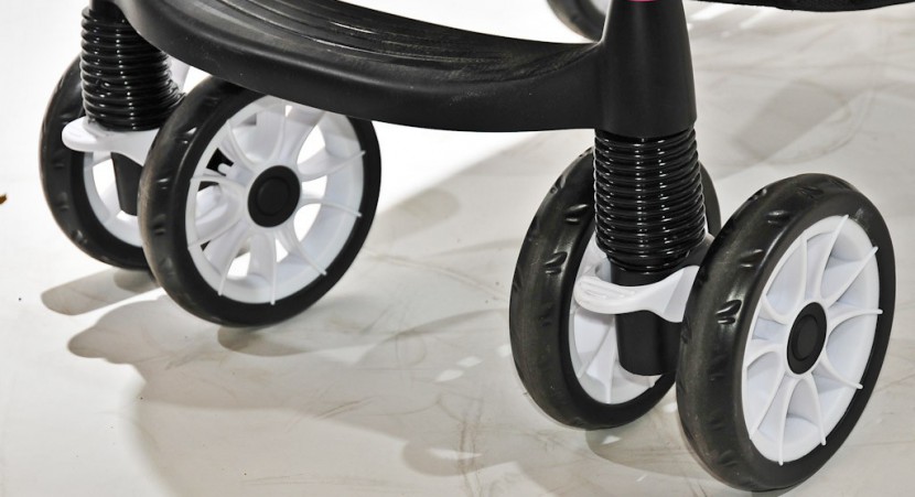 evenflo journey - the swivel lock mechanism on front wheels allows for smoother ride...