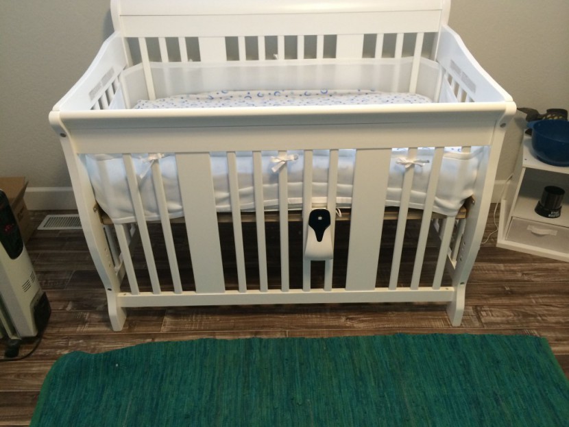 babysense 5s - the nursery unit mounts to the exterior of the crib for easy access.