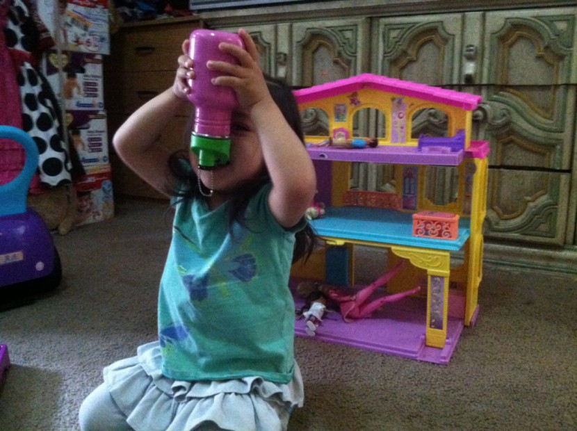 klean kanteen kid sports bottle - the klean kanteen bottle leaked somewhat when tipped upside down...