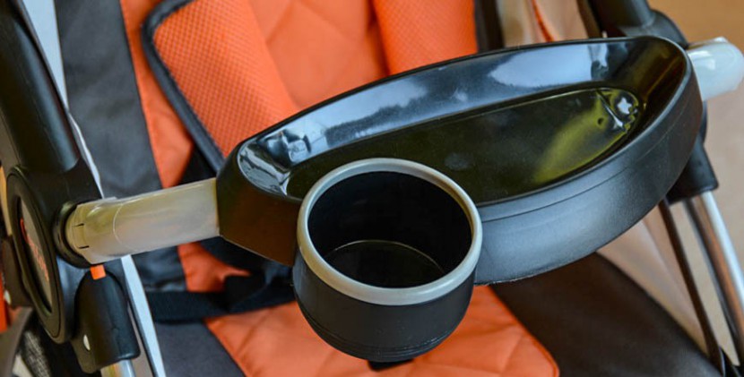contours lite - the contours child accessory tray has a cup holder and snack space