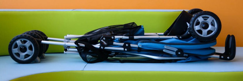 chicco capri c6 lightweight - the chicco capri c6 lightweight completely folded