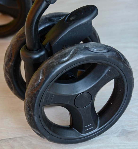 inglesina trip - brake pedal on the inglesina trip