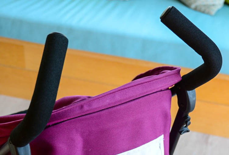 inglesina trip - the handle bars on the inglesina are the tallest in our review