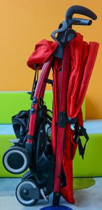 maxi-cosi kaia - the maxi cosi kaia is one of a handful we tested that can self-stand