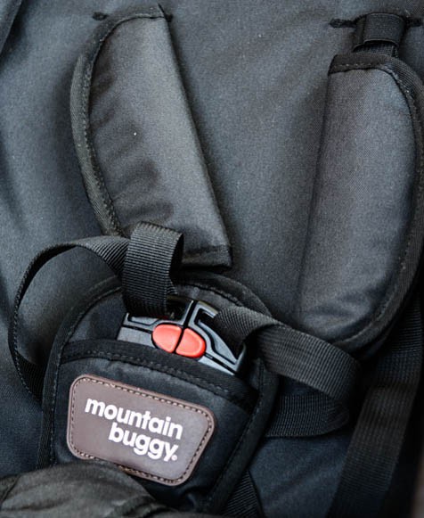 mountain buggy mini - the mountain buggy mini requires two hands to open