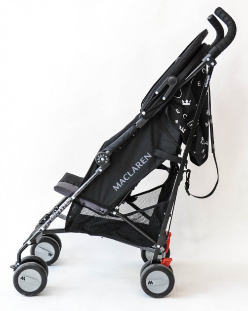 side view of maclaren triumph with seat back up and canopy folded
