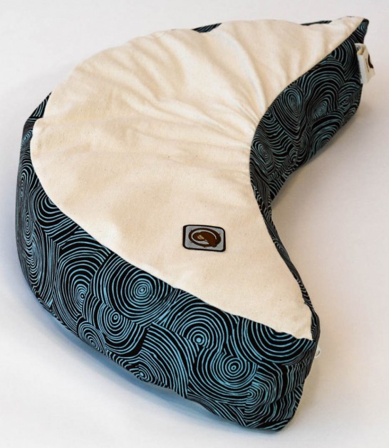 blessed nest organic nesting pillow