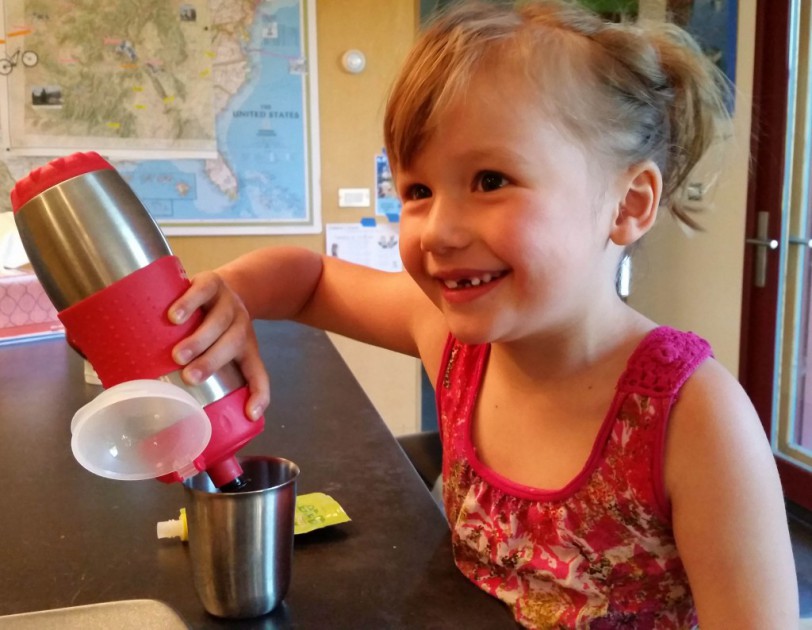 kid basix safe sporter - this bottle leaks enough to pour fluid into another vessel. hey...