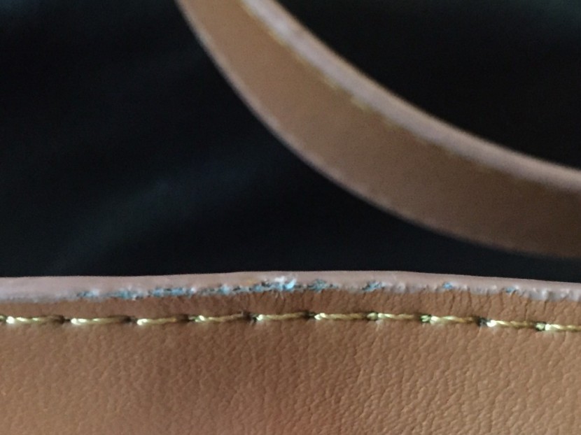 the detailing of the handle of the maddy. the plastic had already...