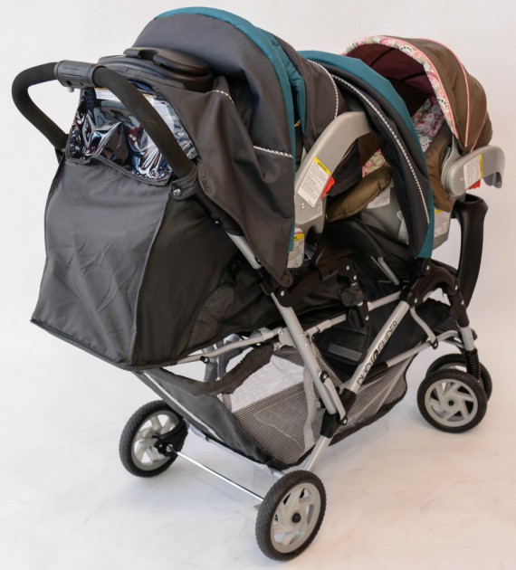 graco duo glider - the rear seat needs to be fully reclined to accept the car seat