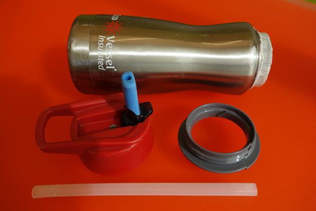 eco vessel frost - eco vessel frost, older version with plastic neck. after heavy use...