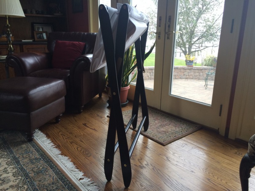 cariboo folding bassinet - once folded, it is very thin and will easily store in narrow spaces.