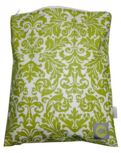 Itzy Ritzy Travel Happens Sealed Wet Bag Review