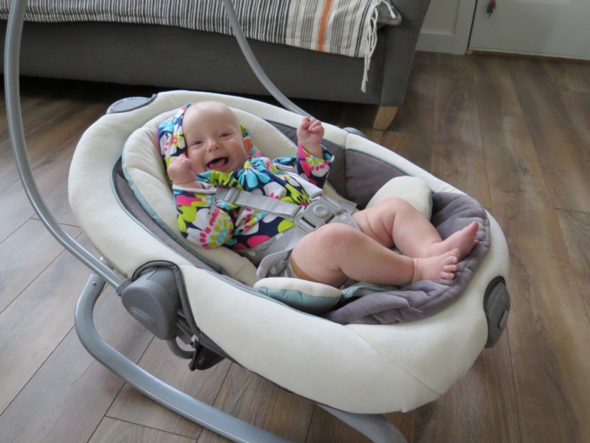 graco duetsoothe swing and rocker - graco's duetsoothe functions as either a stand-alone rocker with...