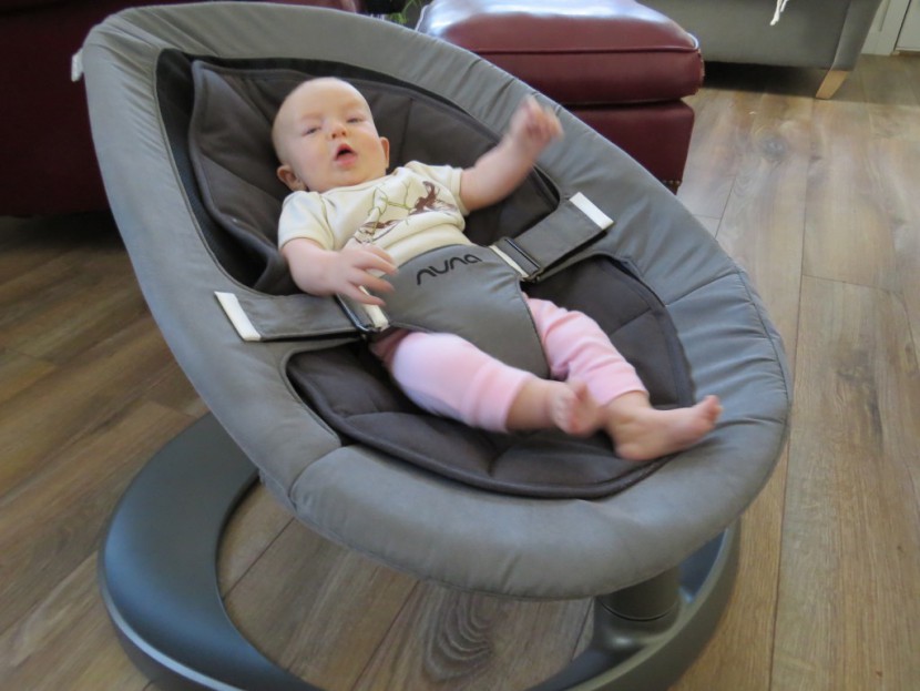 nuna leaf curv - the nuna leaf swings via manual power so for uninterrupted movement...