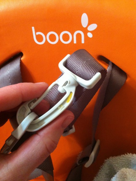 more food stuck inside the groove of the harness.