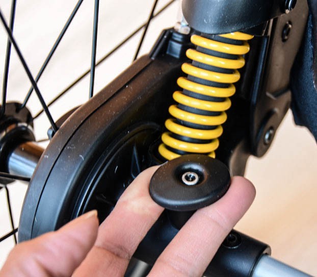 chicco tre - the chicco tre offers adjustable suspension