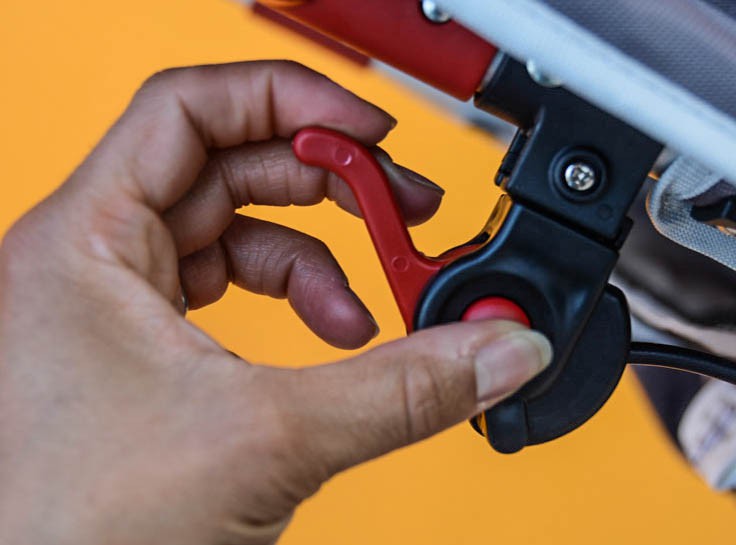 schwinn turismo - the swivel front wheel on the schwinn turismo is locked using a...