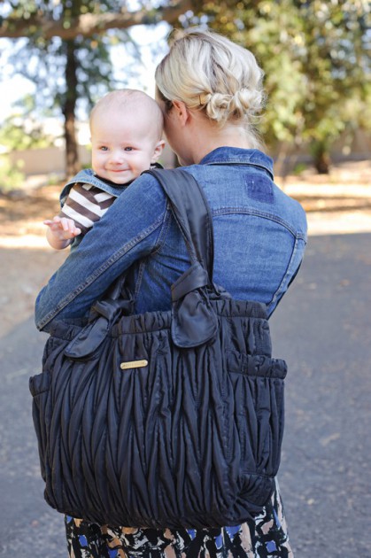 timi and leslie marie antoinette - the marie antoinette is a stylish bag for the modern mom.