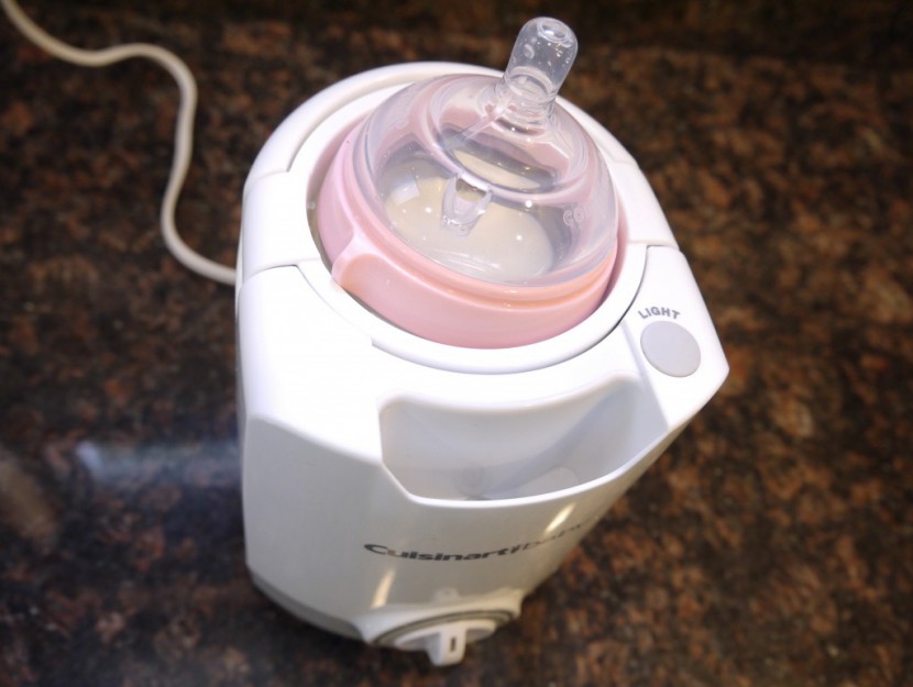 comotomo (shown) and tommee tippee feeding do not fit into the bw-10...