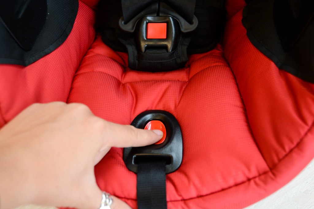 Britax b hotsell safe 35 red