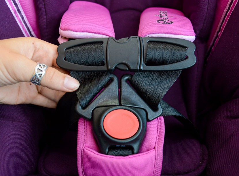 infant car seat - the cybex aton2 has one the easiest buckle to undo on its 5 point...