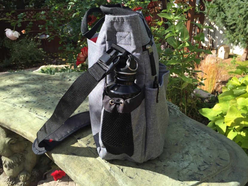 skip hop duo signature - one of the two exterior water bottle pockets on the skip hop duo...