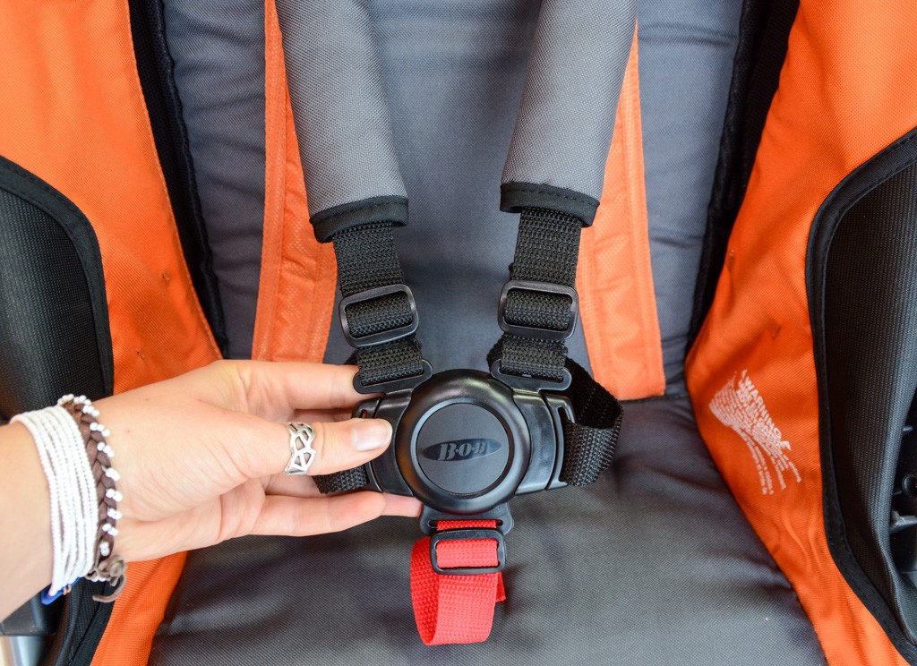 bob motion - the motion 5 point harness has an adjustable position crotch strap...