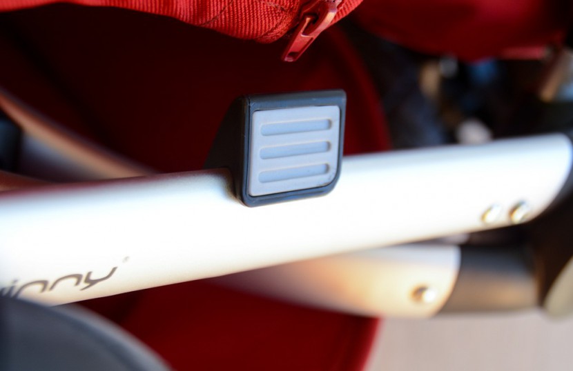 the auto-lock feature on the buzz works well.