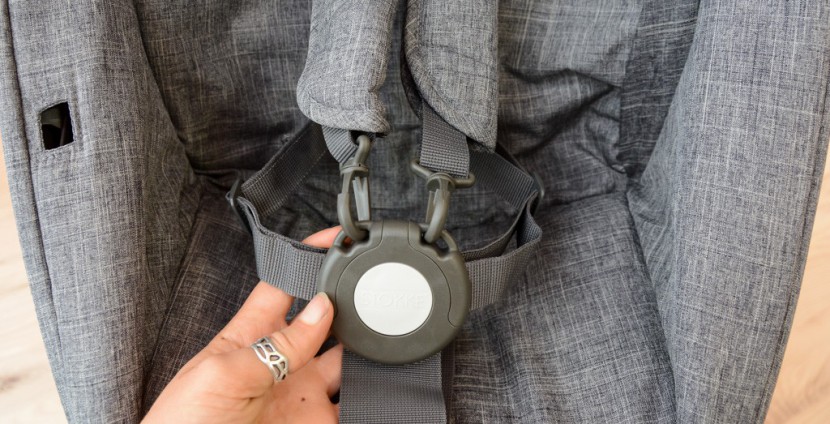 stokke scoot - the stiff harness padding makes the stokke harness harder to adjust...