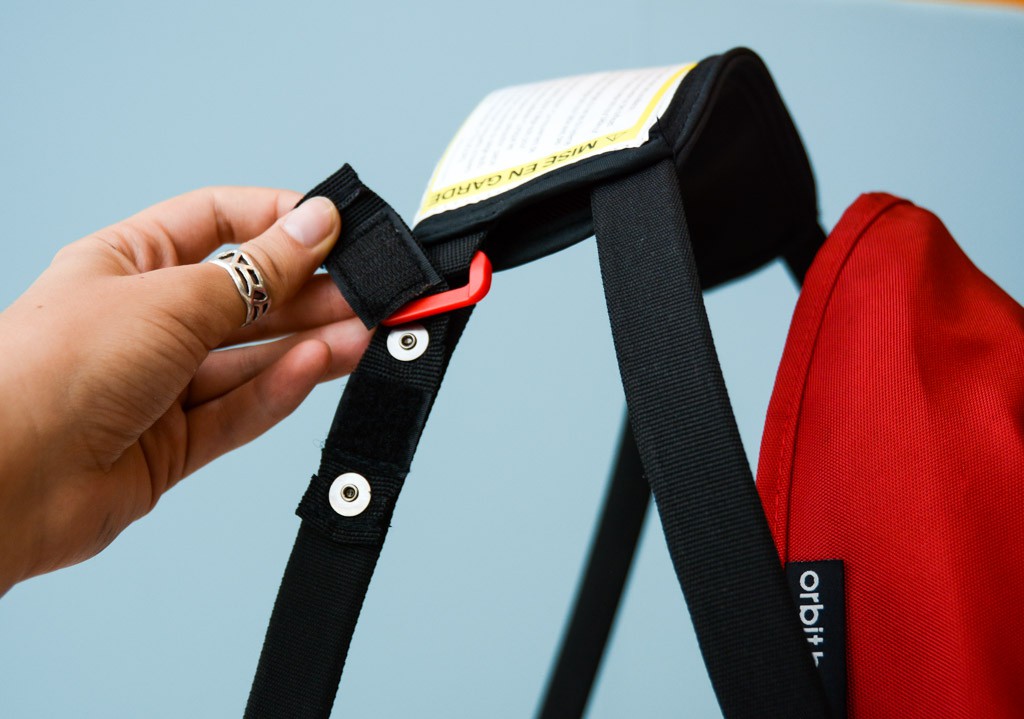 orbit baby g3 infant car seat review - the handle operation on the orbit is hard to use and annoying...