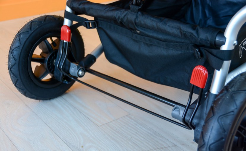 mountain buggy duet - the single action brakes on the duet are easy to set and release.