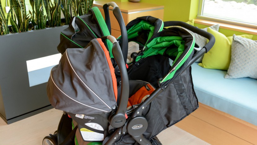 graco fastaction fold duo - the fast action will accept two graco click connect infant car seats.