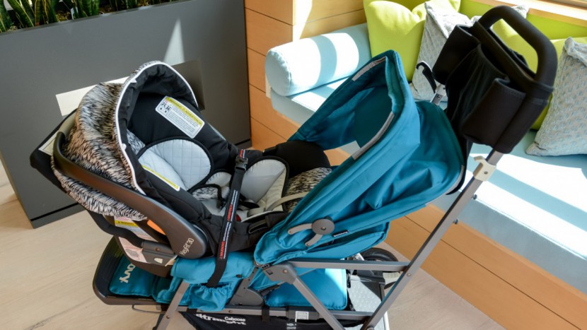 Joovy Caboose Ultralight Graphite Review | Tested