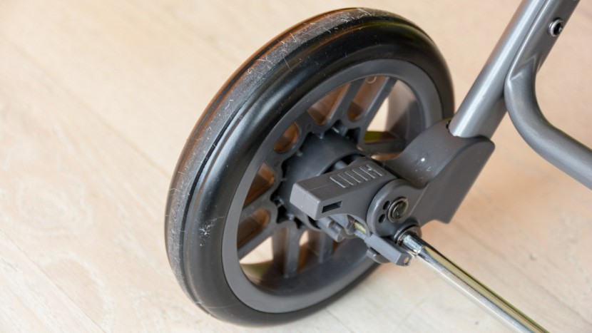 stroller and car seat combo - the brakes on the twin are double action as opposed to single, but...