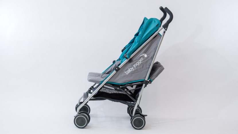 the vue has standard forward facing seating in addition to rear...