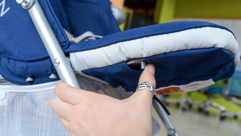 maclaren techno xt - the techno has an adjustable leg rest with nice padding for...