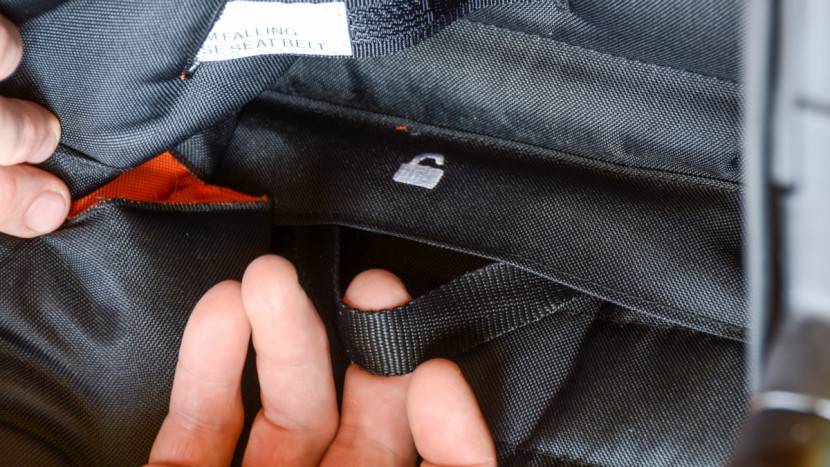 zoe xl1 deluxe - the fold handle for the zoe is hidden under the seat bottom to keep...