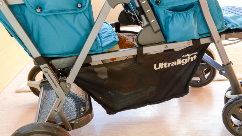 the under seat storage on the caboose is almost impossible to use.
