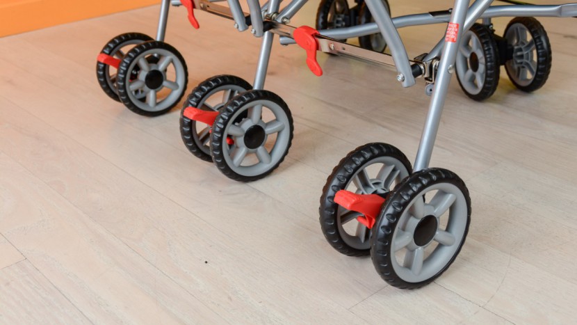 kolcraft cloud double - all 3 brake pedals on the cloud double must be engaged for the...