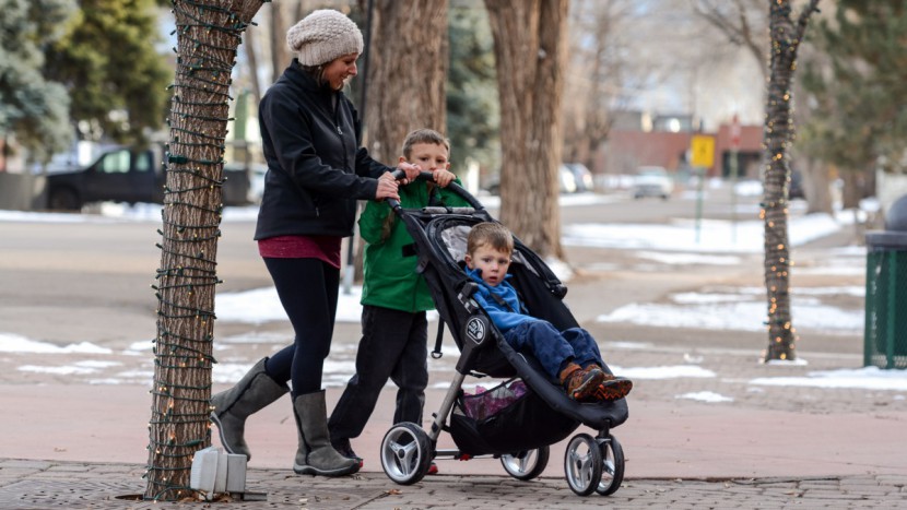 baby jogger city mini - the baby jogger city mini is a high quality stroller that makes a...