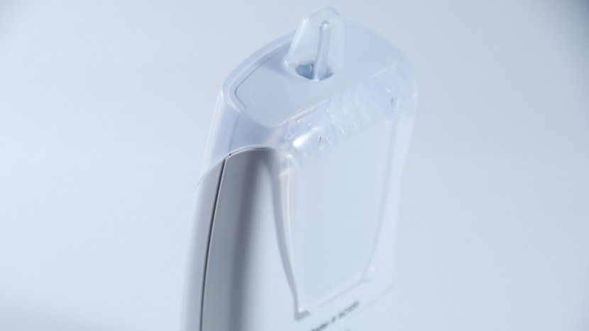 angelcare ac420 - the angelcare ac420 comes with a belt clip that makes monitoring...