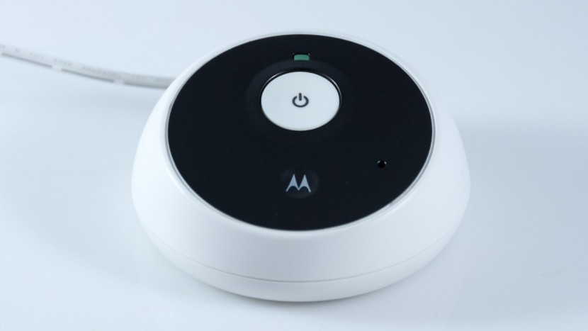 motorola mbp160 - with few features and no two-way talk to baby option, the baby unit...