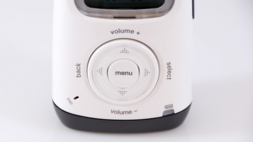 vtech dm222 - with multiple buttons on the front face of the parent unit, the...