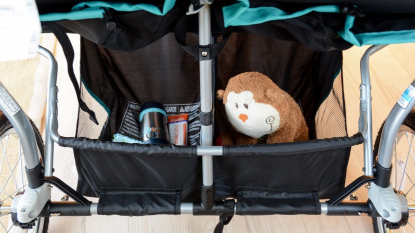 baby trend navigator - thanks to frame bars on each side and down the middle of the back...