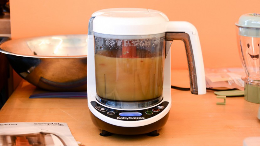 baby brezza complete - cooking any kind of food in a plastic container comes with possible...