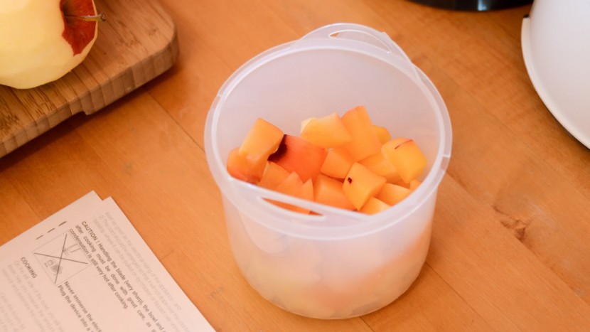 beaba babycook - the babycook has a maximum capacity of about 4.7 cups which could...