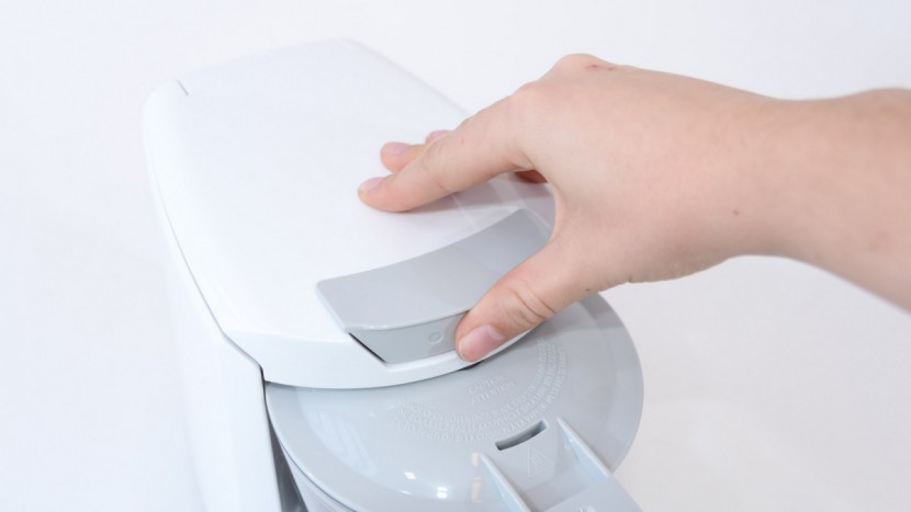 cuisinart bfm-1000 - the bottle warmer component of the cuisinart baby food maker is the...